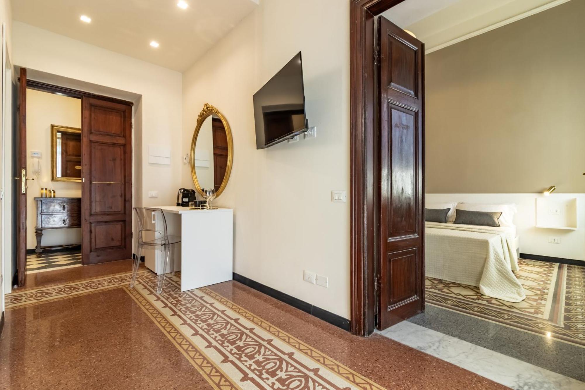 Oldoini Luxury And *