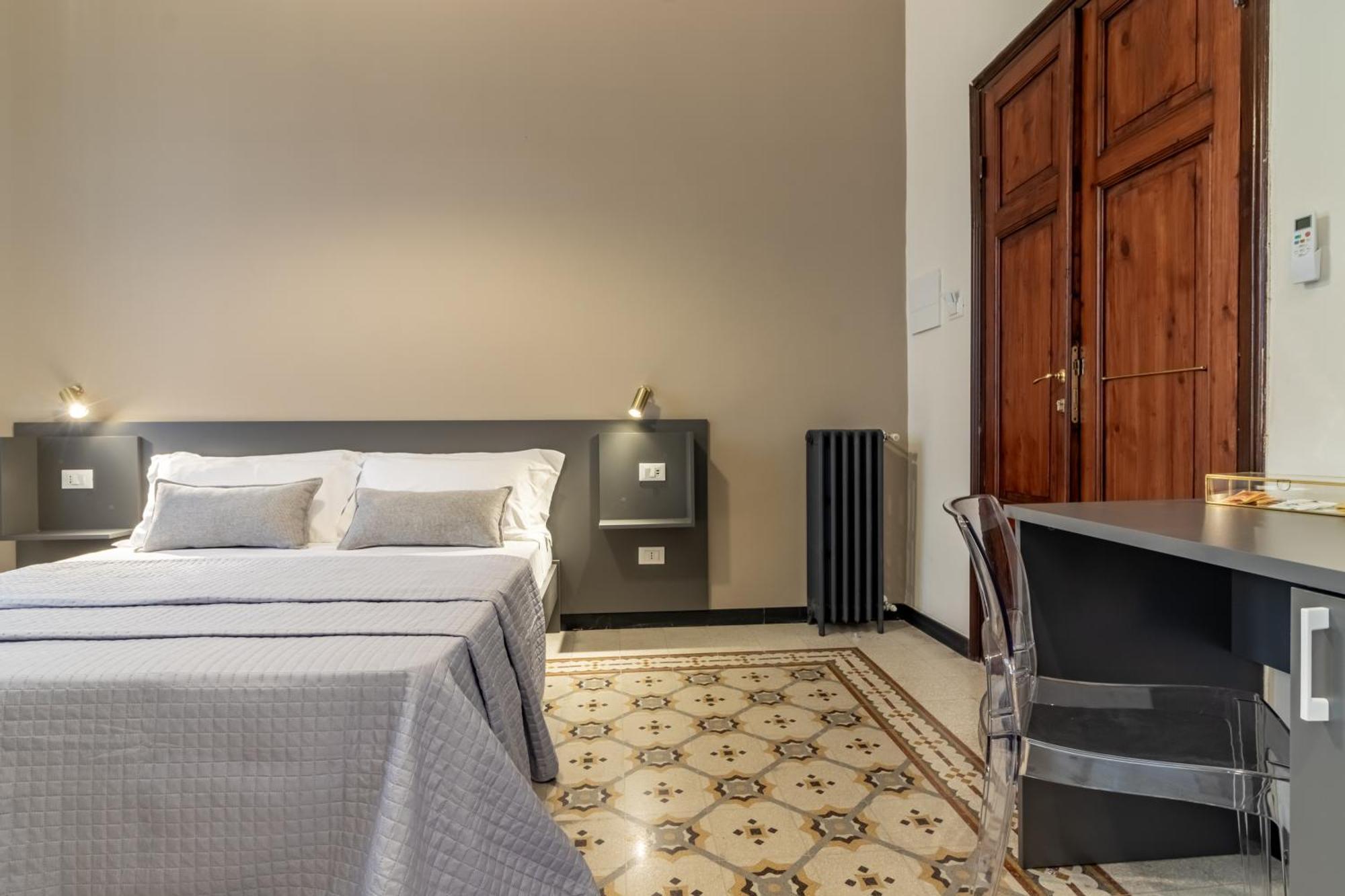 Oldoini Luxury And *